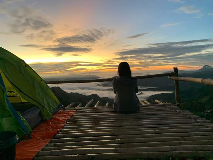 Hike and Camping at Sunrise View Village Stay-Kampung Sapit - Image 11
