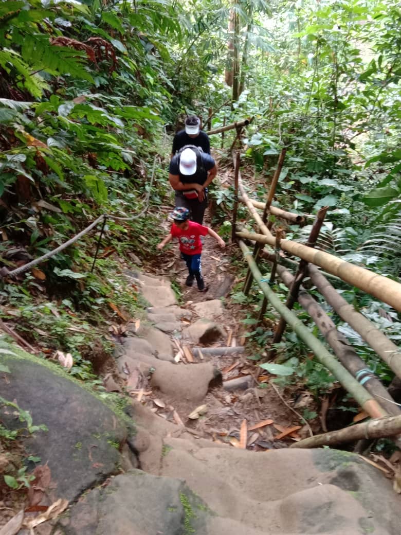 Hike and Camping at Sunrise View Village Stay-Kampung Sapit - Image 17