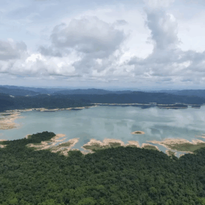 Gunung Batu Merah