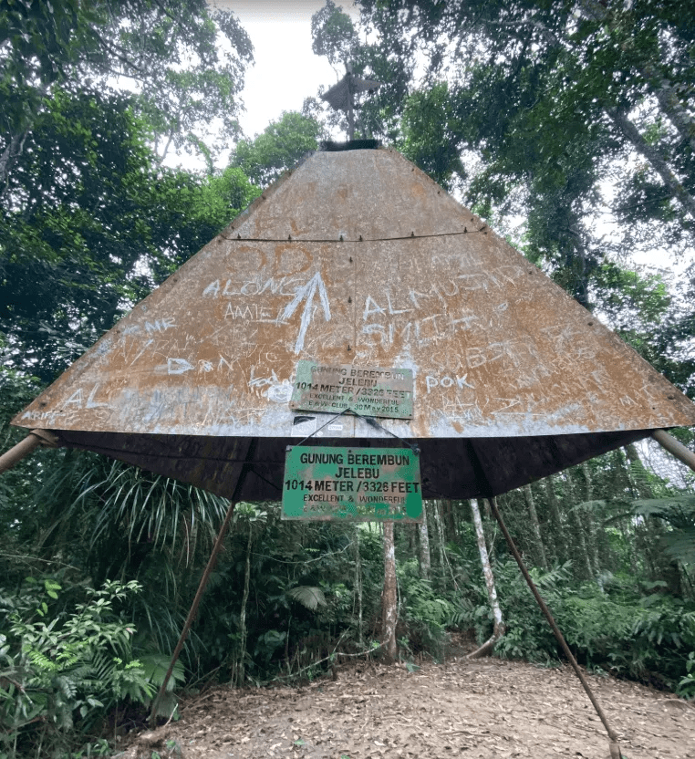 Gunung Berembun + WWII Crashed Site - Image 6