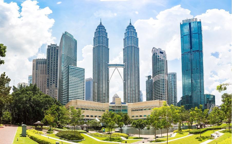 Kuala Lumpur Private Shore Excursion (Saloon - 2 to 3 Pax)