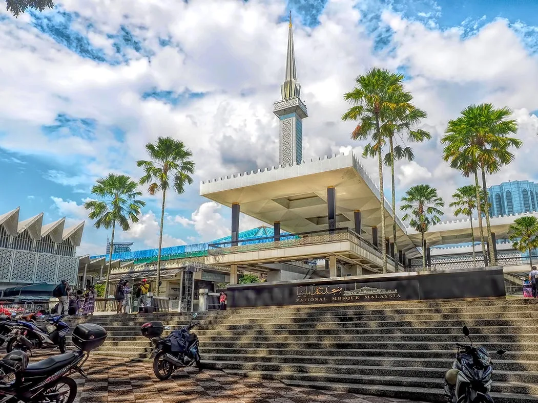 KL Spiritual Harmony - Van Tour - Image 2